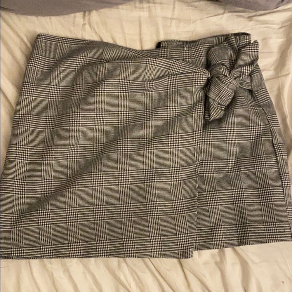 plaid mini skirt